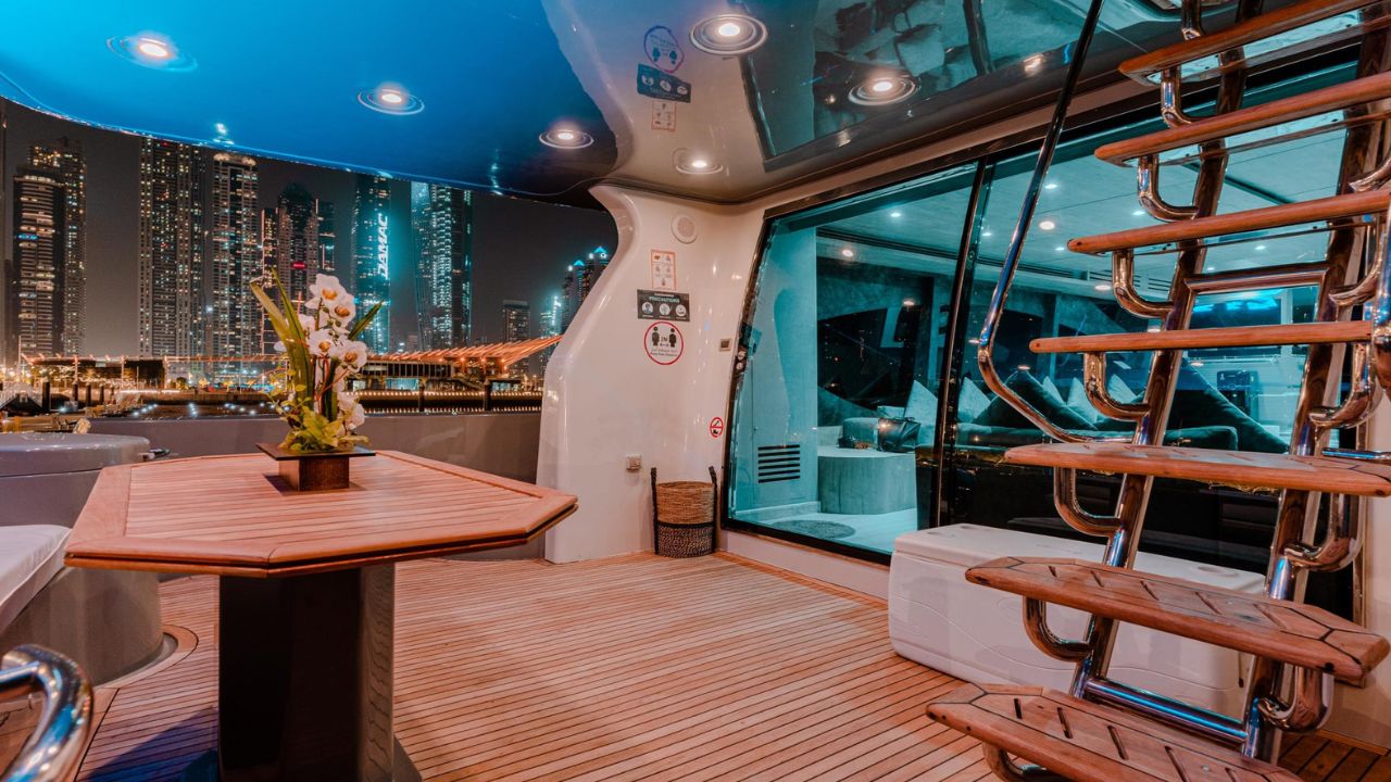 Arabella Luxurious 88ft Yacht