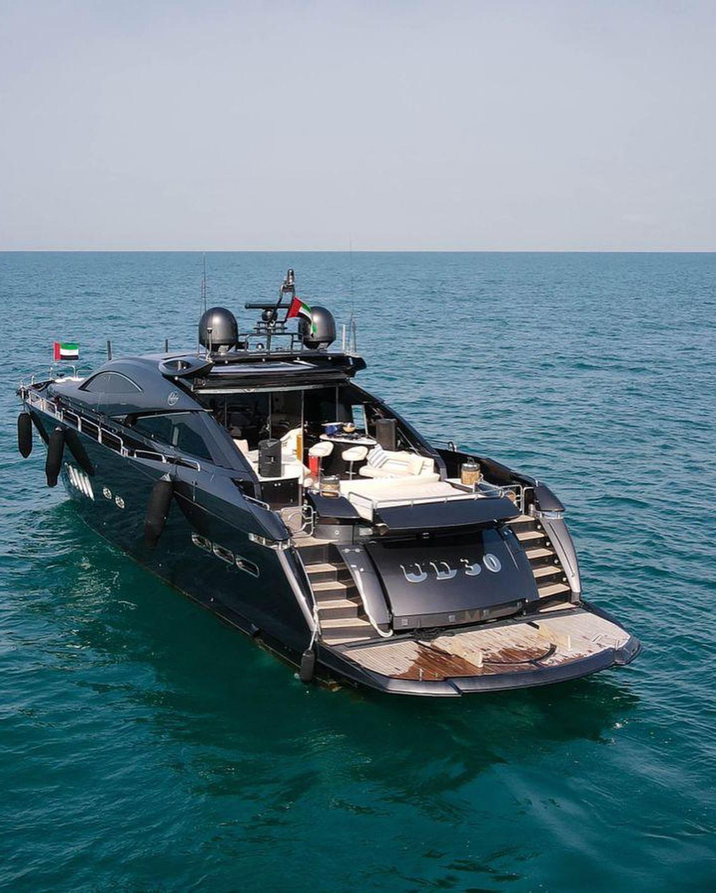 95 FT Sunseeker Black Predator