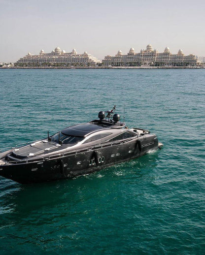 95 FT Sunseeker Black Predator