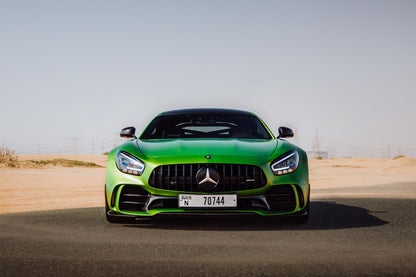 Mercedes AMG GT-R