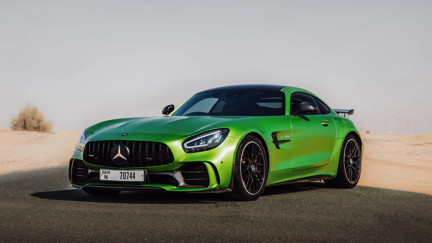 Mercedes AMG GT-R